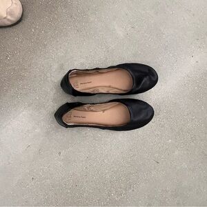 Time and Tru Elegant Black Flats